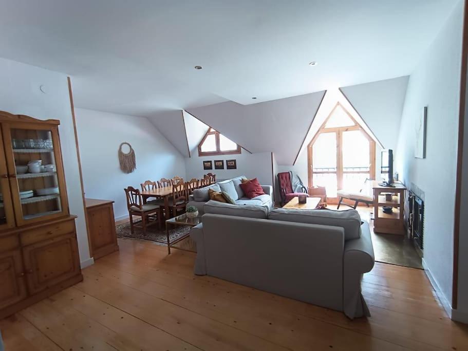 Balaitus Petfriendly - Arafita Apartamentos Sallent de Gállego Zewnętrze zdjęcie